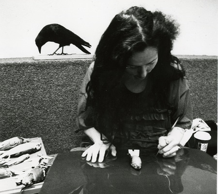 Kiki Smith sketching birds at the Carnegie Museum of Natural History 